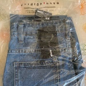 fashion nova boyfriend jeans